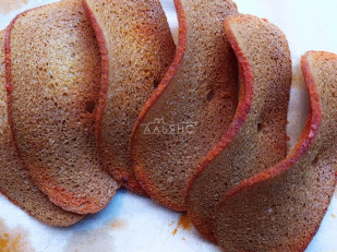 Рыба горячего копчения: Ресторанные гренки с беконом