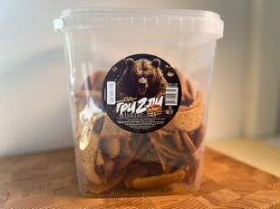 Сыр к пиву: Ведро Ржаные гренки со вкусом Баварские колбаски (1 кг)