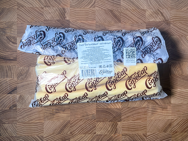 Сыр 1 кг ГОРНЫЙ СЫРОВАР (Балыковый копчёный) в Махачкале